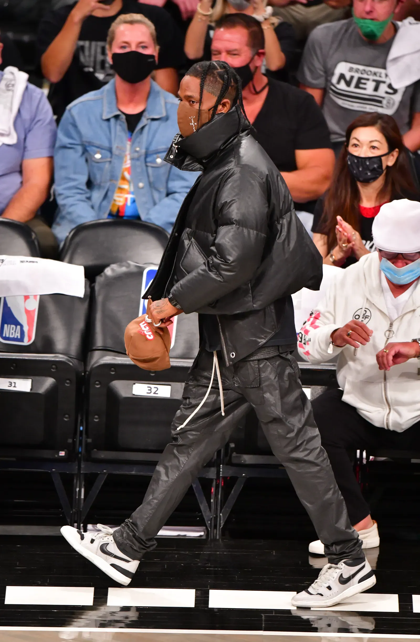 travis scott nike mac attack 2021