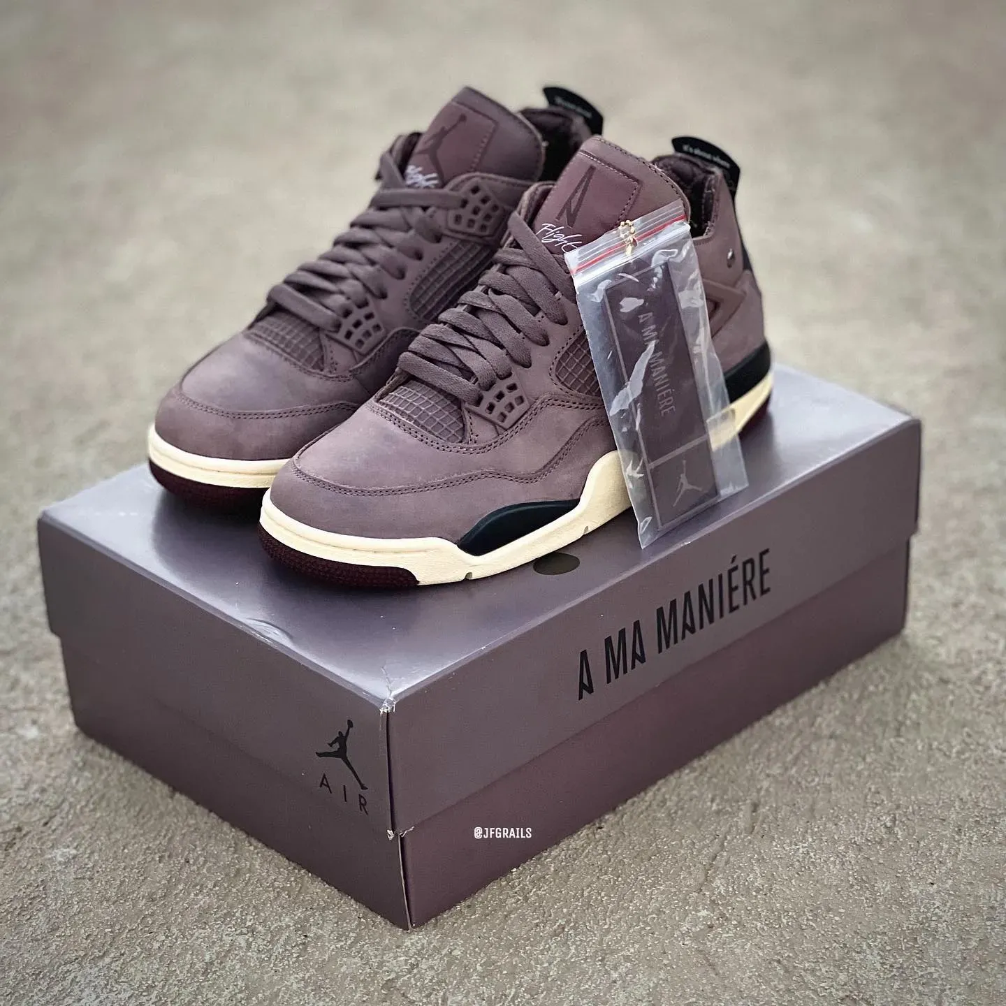 a ma maniére aj4 violet ore