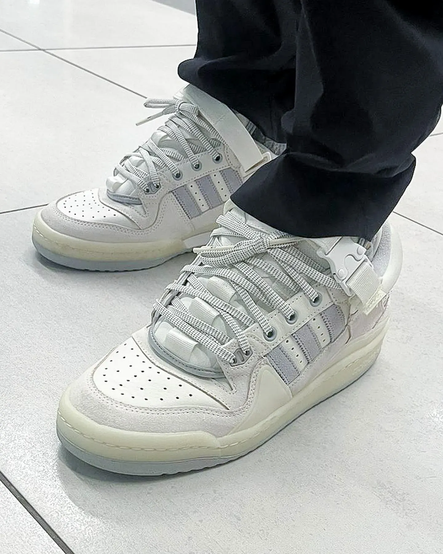 bad bunny adidas forum low