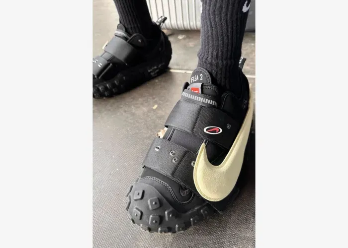 cactus-plant-flea-market-nike-air-flea-2-black-dv7164-001 01.webp