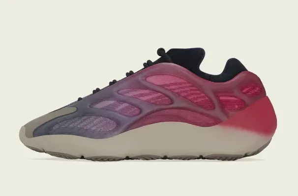Adidas Yeezy 700 v3 Fade Carbon GW1814
