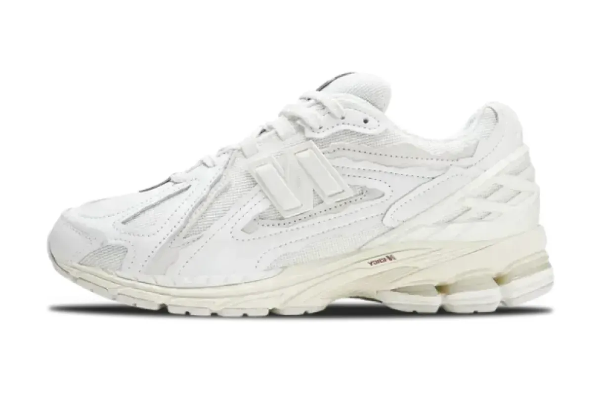 New Balance 1906D Protection Pack White Leather M1906DE