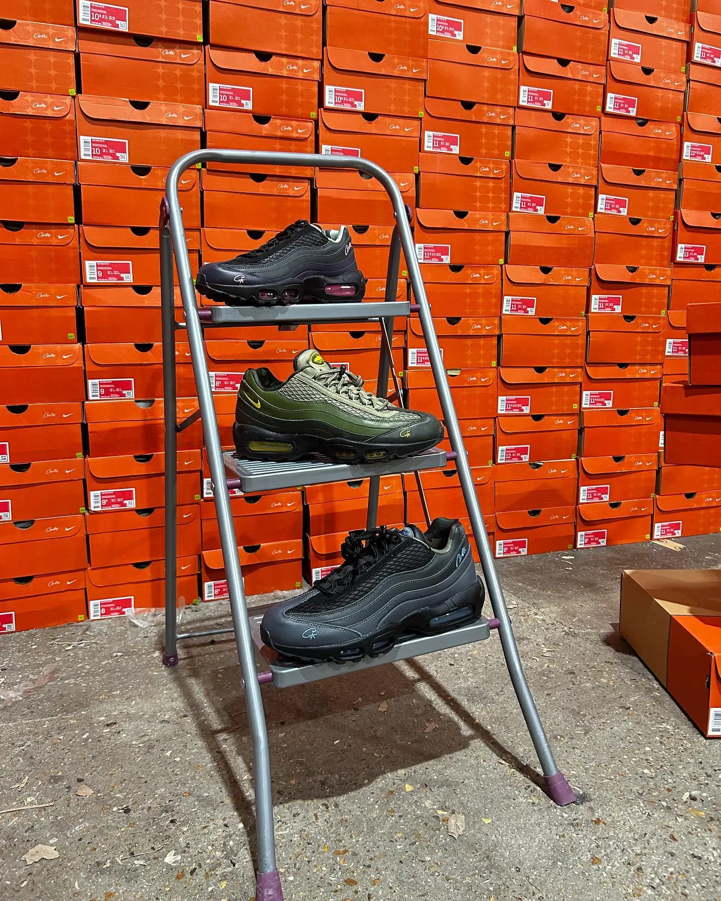 corteiz nike air max 95 FB2709-300 FB2709-001 FB2709-002.webp