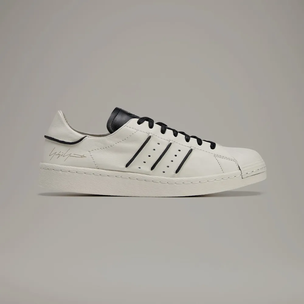 D0CEC4_adidas-Y-3-Superstar_TALC_JS0576_img0