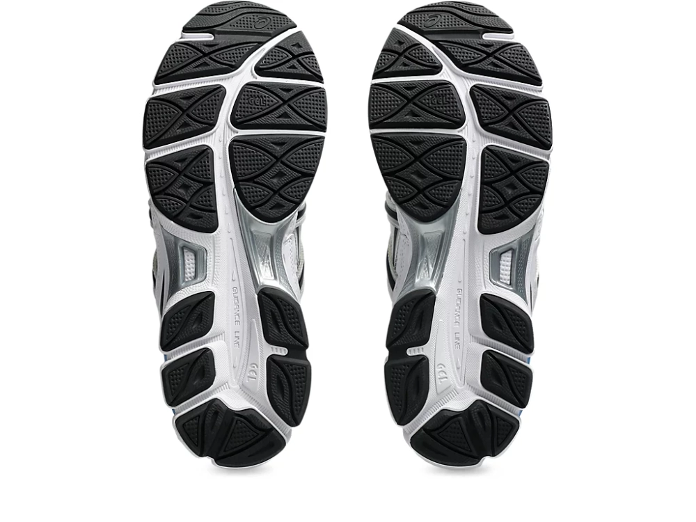 0B0B0D_ASICS-Gel-NYC-Utility_WHITE-BLACK_1203A558-101_img5