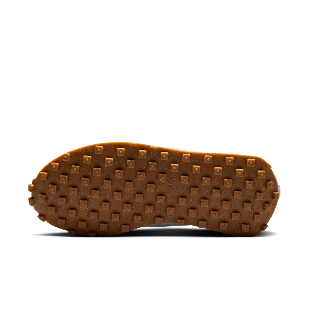 A7A29E_Nike-LD-1000-WMNS_SUMMIT-WHITE-GUM_HF3227-101_img1