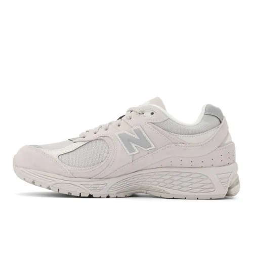 New Balance 2002R 