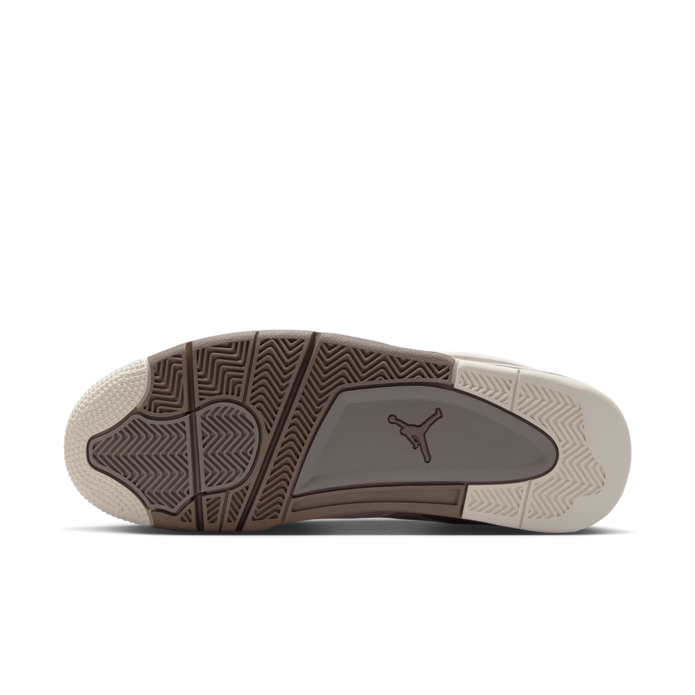 C0B4A7_Air-Jordan-4-RM_DARK-MOCHA_IB7693-001_img1