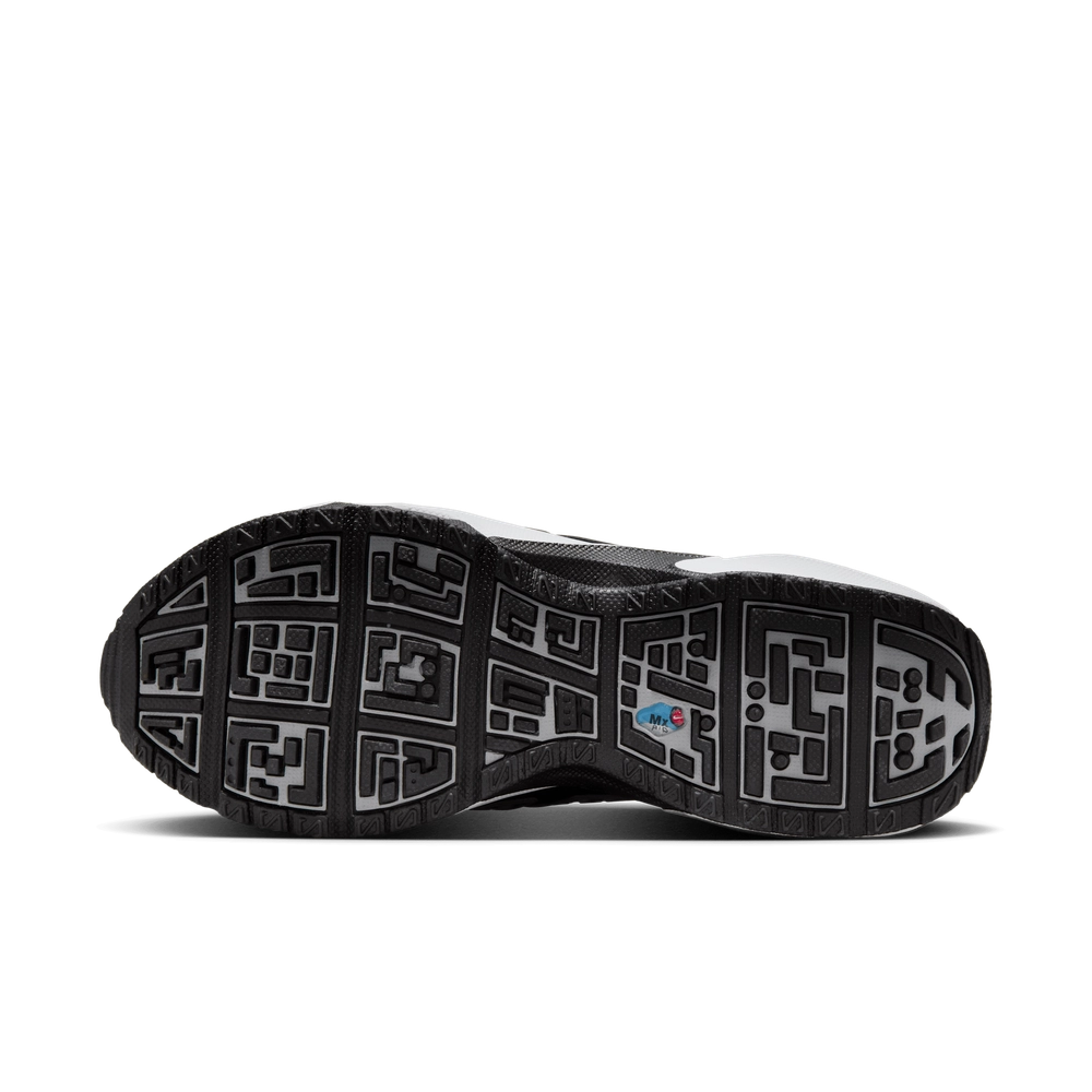 000000_Nike-Air-Max-SNDR_SILVER-BLACK_HF1199-001_img1