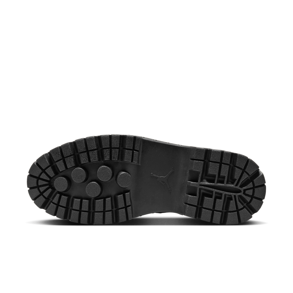 000000_Air-Jordan-1-Brooklyn-Low_BLACK-PONY_IB7210-006_img1