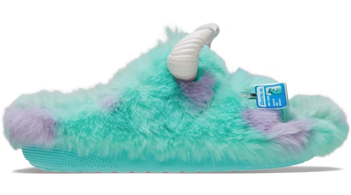 5DB8AC_Monsters-Inc.-x-Crocs-Cozzzy-Sandals_SULLEY_210877-90H_img0