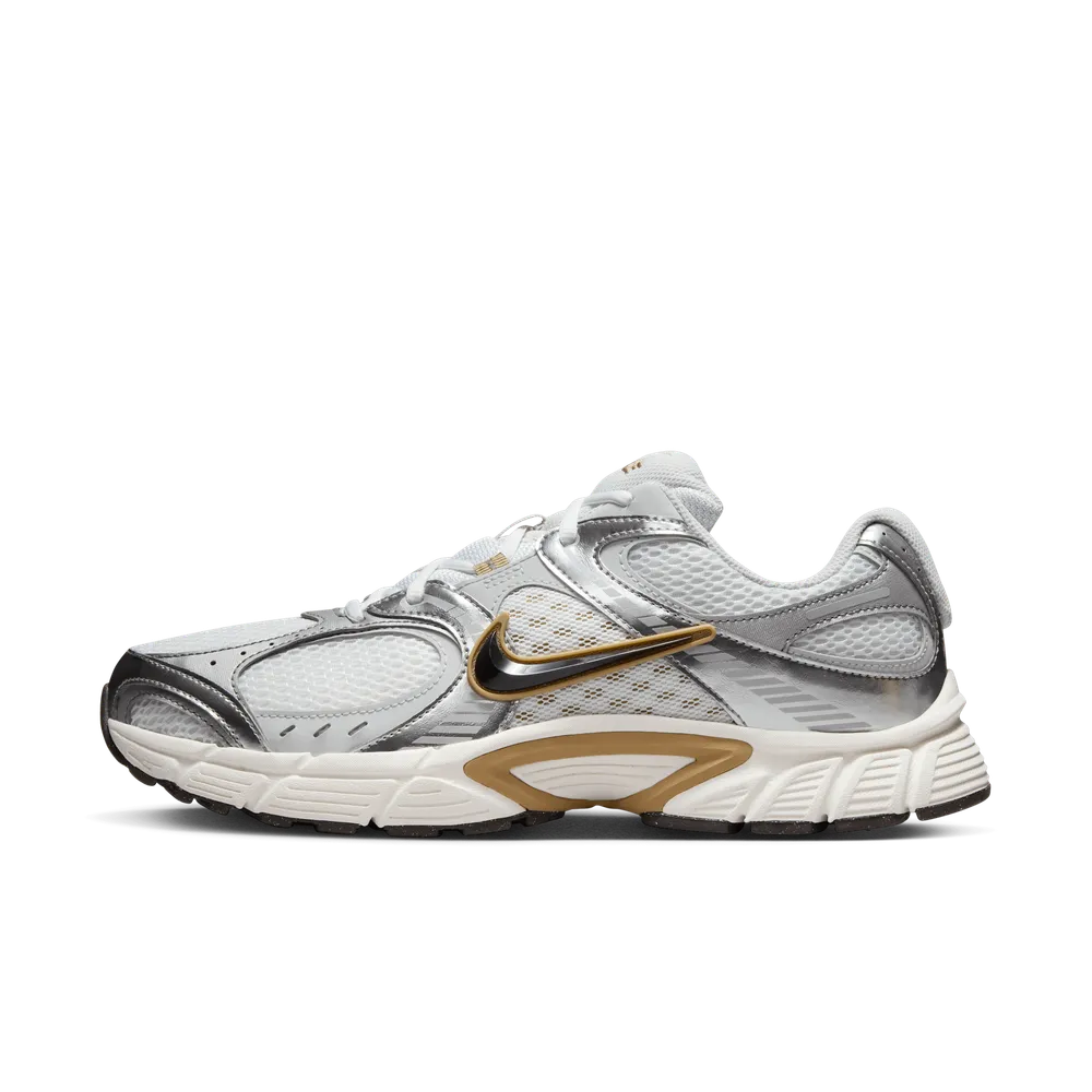 AC895C_Nike-V5-RNR_PARACHUTE-BEIGE-METALLIC-PEWTER_HJ5228-102_img0