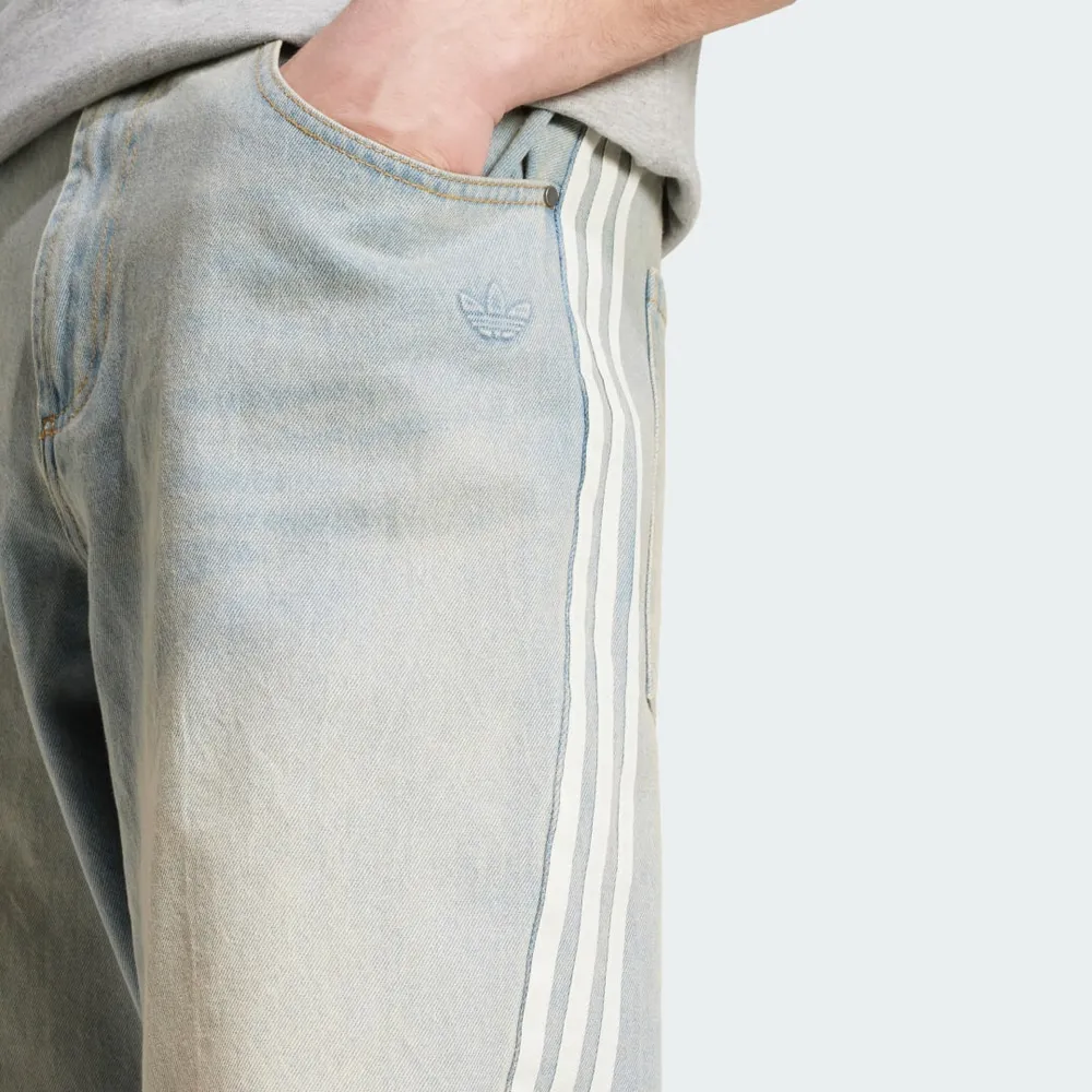 C5C6BD_adidas-Adilenium-Season-3-Loose-Fit-Denim-Pants_LIGHT-DENIM_JY6292_img3