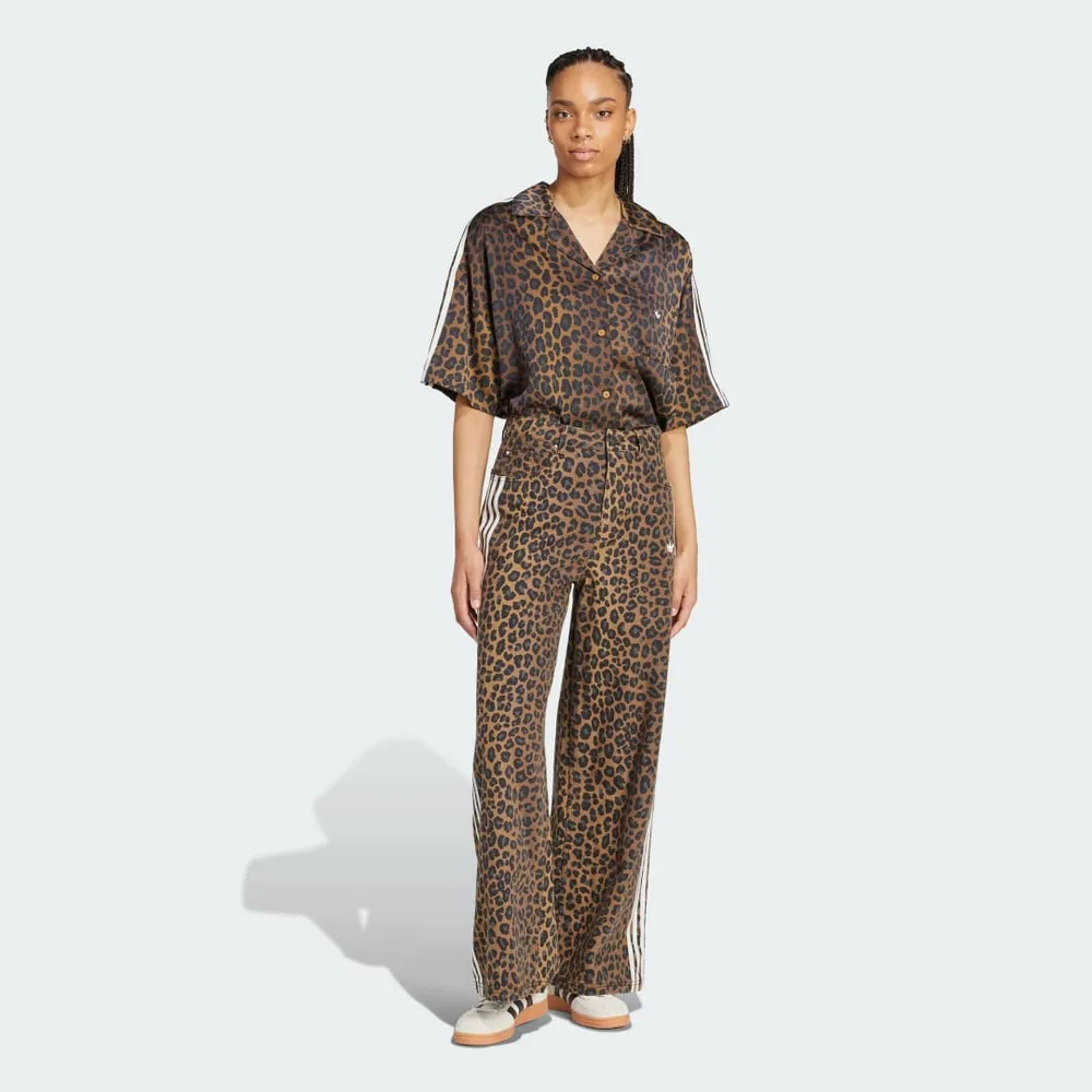 645247_adidas-Originals-Denim-Loose-Joggers_LEOPARD-BRONZE-STRATA_KA2680_img1