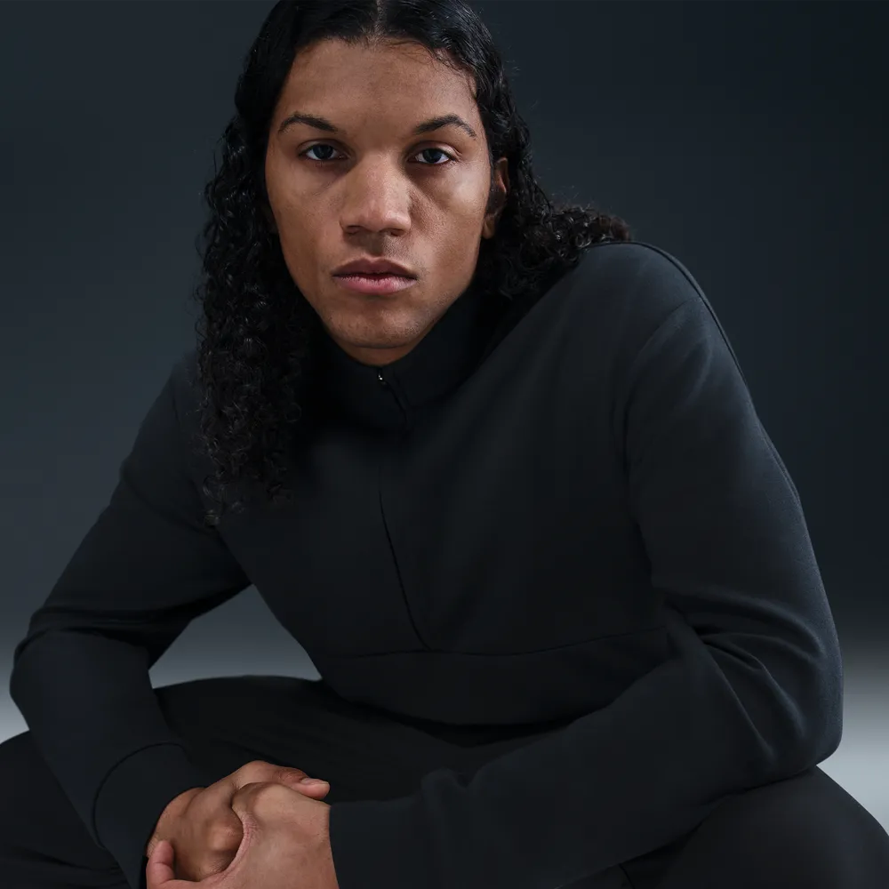 000000_Nike-24.7-ImpossiblySoft-Dri-FIT-Half-Zip-Sweatshirt_BLACK_HQ6953-010_img2