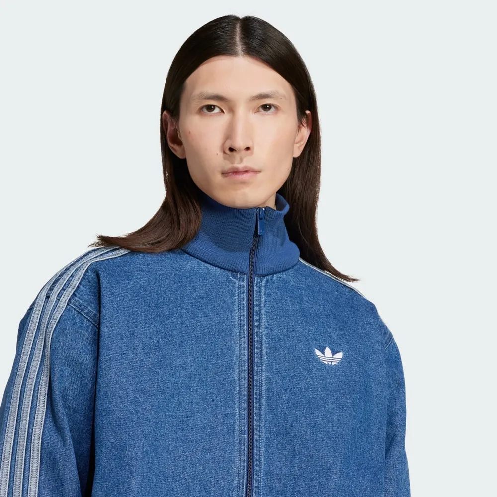 426DA2_adidas-Adicolor-Denim-Firebird-Track-Jacket_MEDIUM-BLUE-DENIM_JC6233_img3
