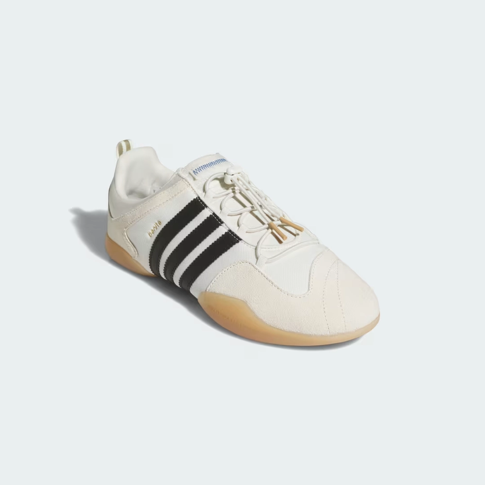 C6BBA3_Bad-Bunny-x-adidas-Ballerina_OFF-WHITE_JQ9229_img2