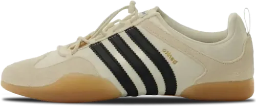 image de Bad Bunny Adidas Ballerina Off White Black Gum Jq9229