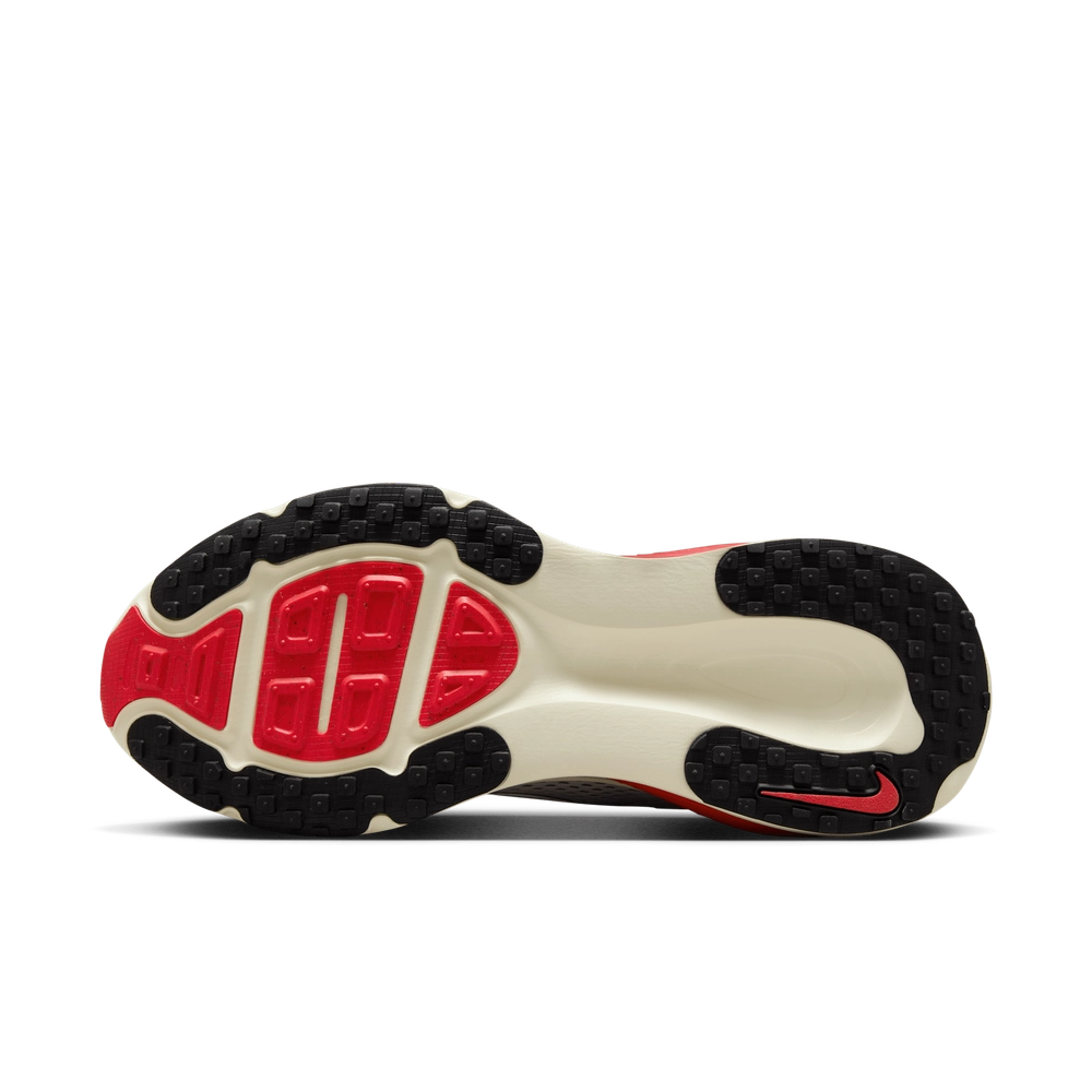 A92D28_Nike-Vomero-18_SIREN-RED_HM6803-001_img1