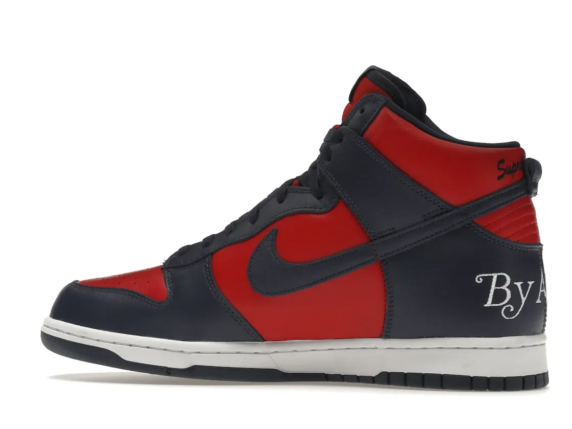 D7323E_Supreme-x-Nike-SB-Dunk-