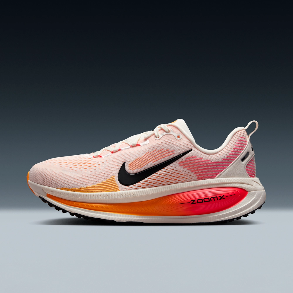 D90E2D_Nike-Vomero-18-WMNS_BRIGHT-CRIMSON_HM6804-100_img0