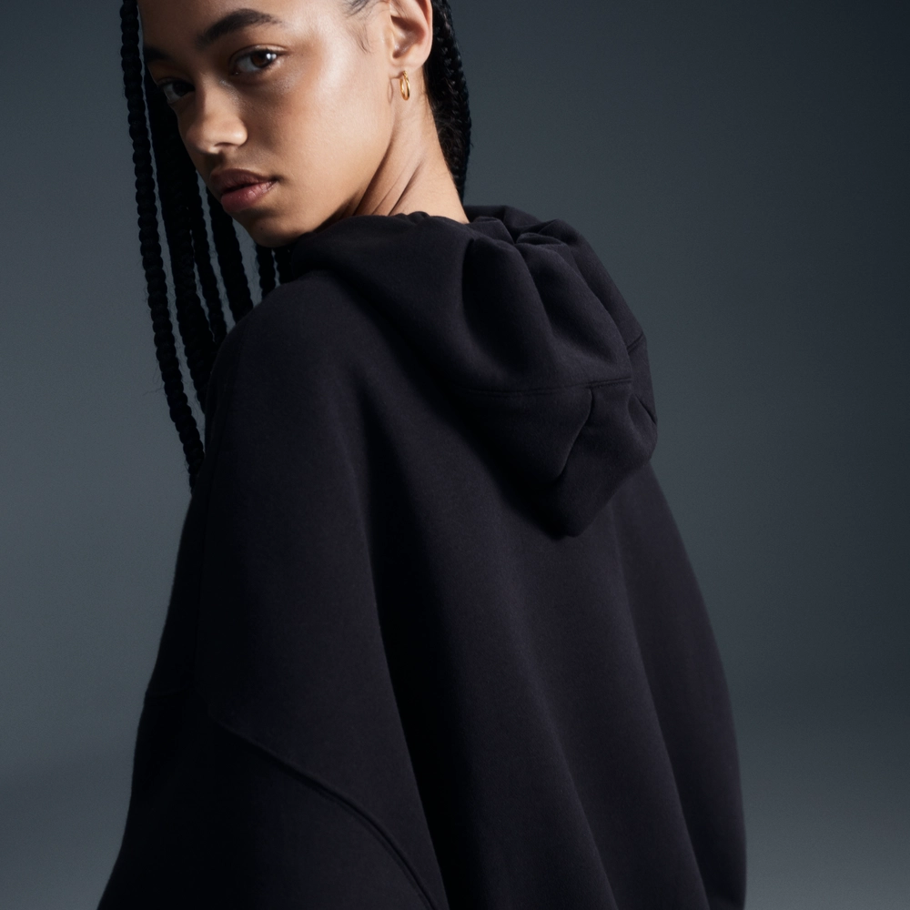 1F1F1F_Nike-Sportswear-Phoenix-Fleece-Over-Oversized-Hoodie-WMNS_BLACK_DQ5858-010_img3