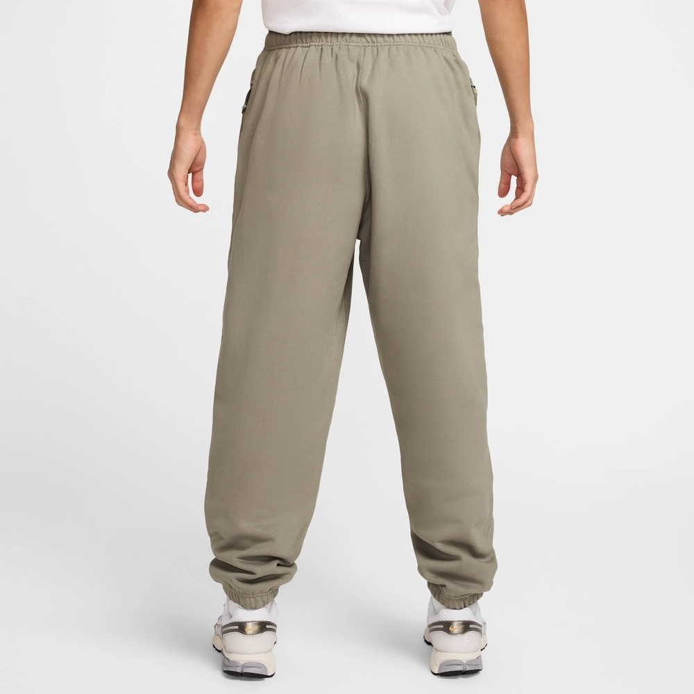 bda88e_Nike-Solo-Swoosh-Fleece-Pants_LIGHT-ARMY_DX1364-320_img2