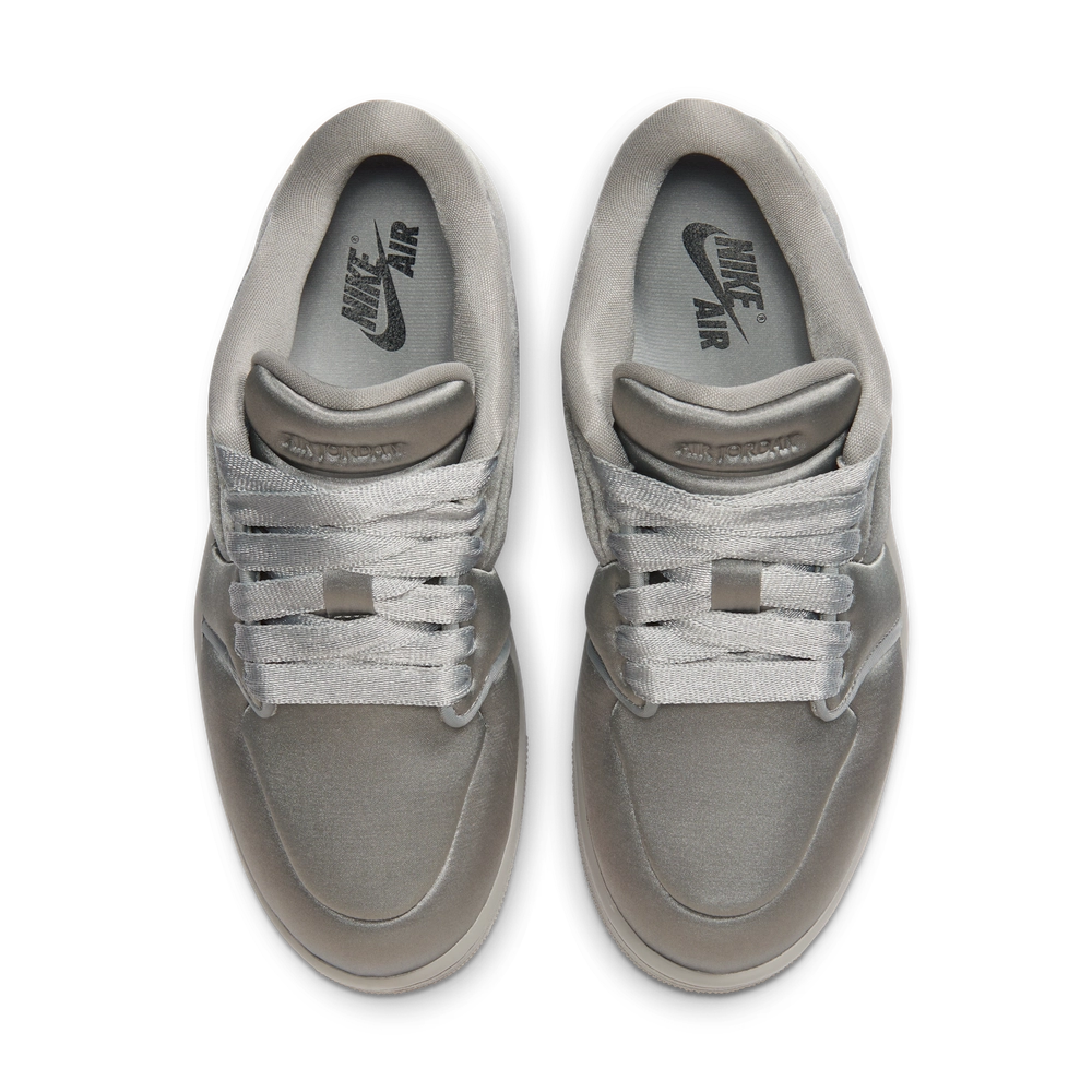 857F7C_Air-Jordan-1-Low-Method-of-Make-WMNS_SATIN-GREY_HF3969-002_img3
