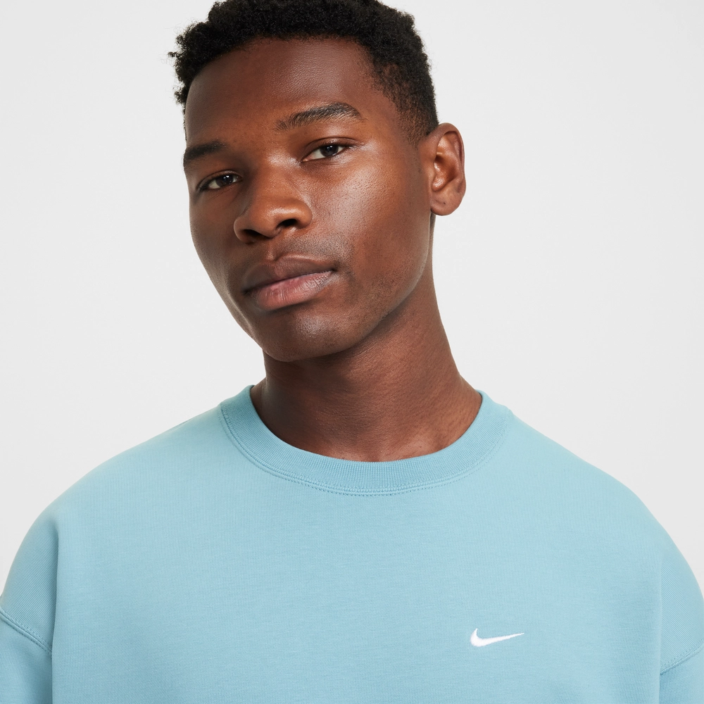 1F1F1F_Nike-Solo-Swoosh-Fleece-Crewneck_DENIM-TURQUOISE_DX1361-464_img3