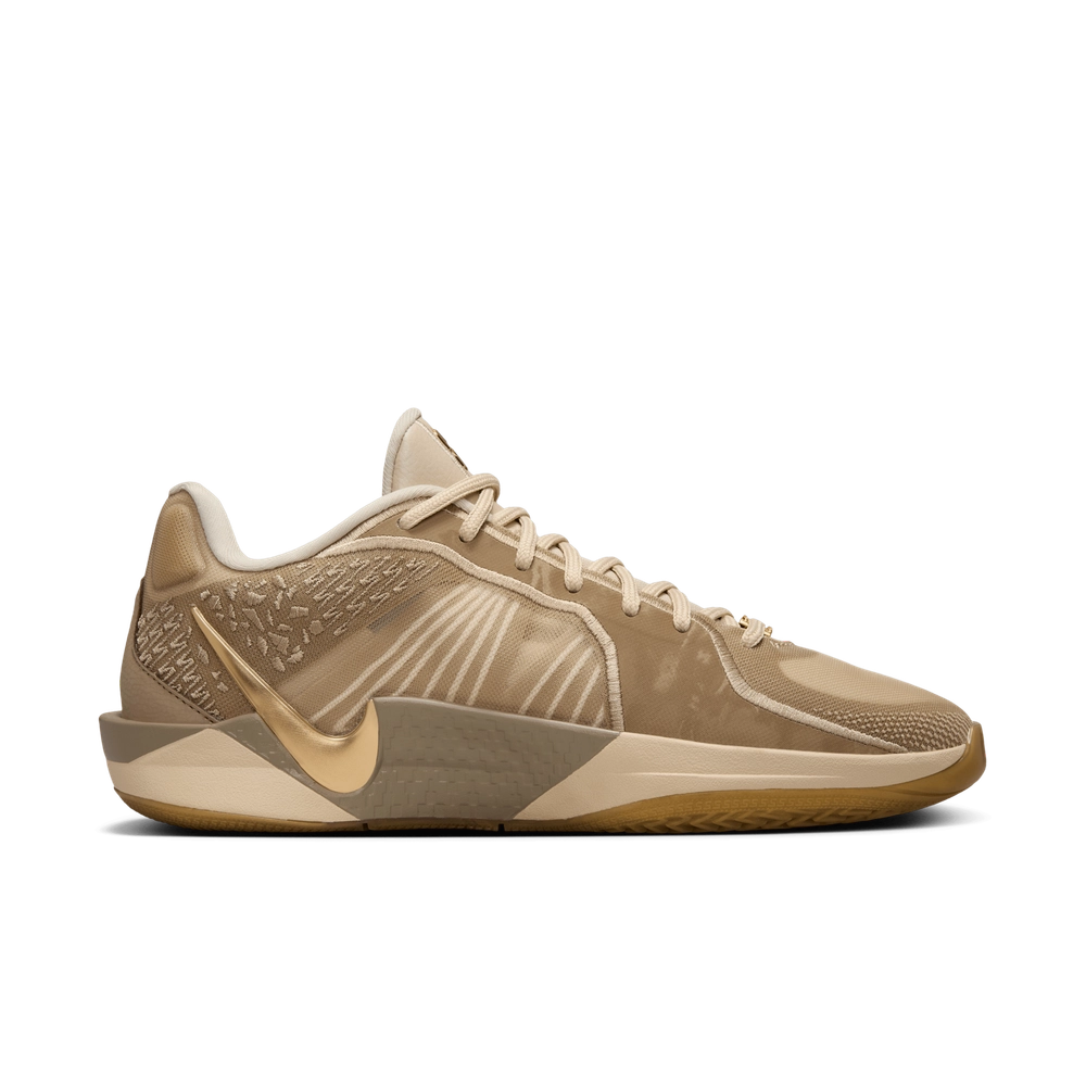 896E51_Nike-Sabrina-2-WMNS_STRONGER-THAN-GOLD_HF1799-200_img2