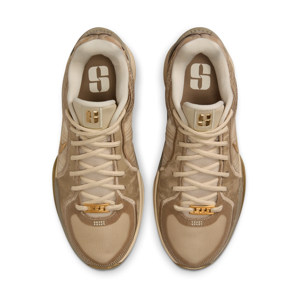 896E51_Nike-Sabrina-2-WMNS_STRONGER-THAN-GOLD_HF1799-200_img3