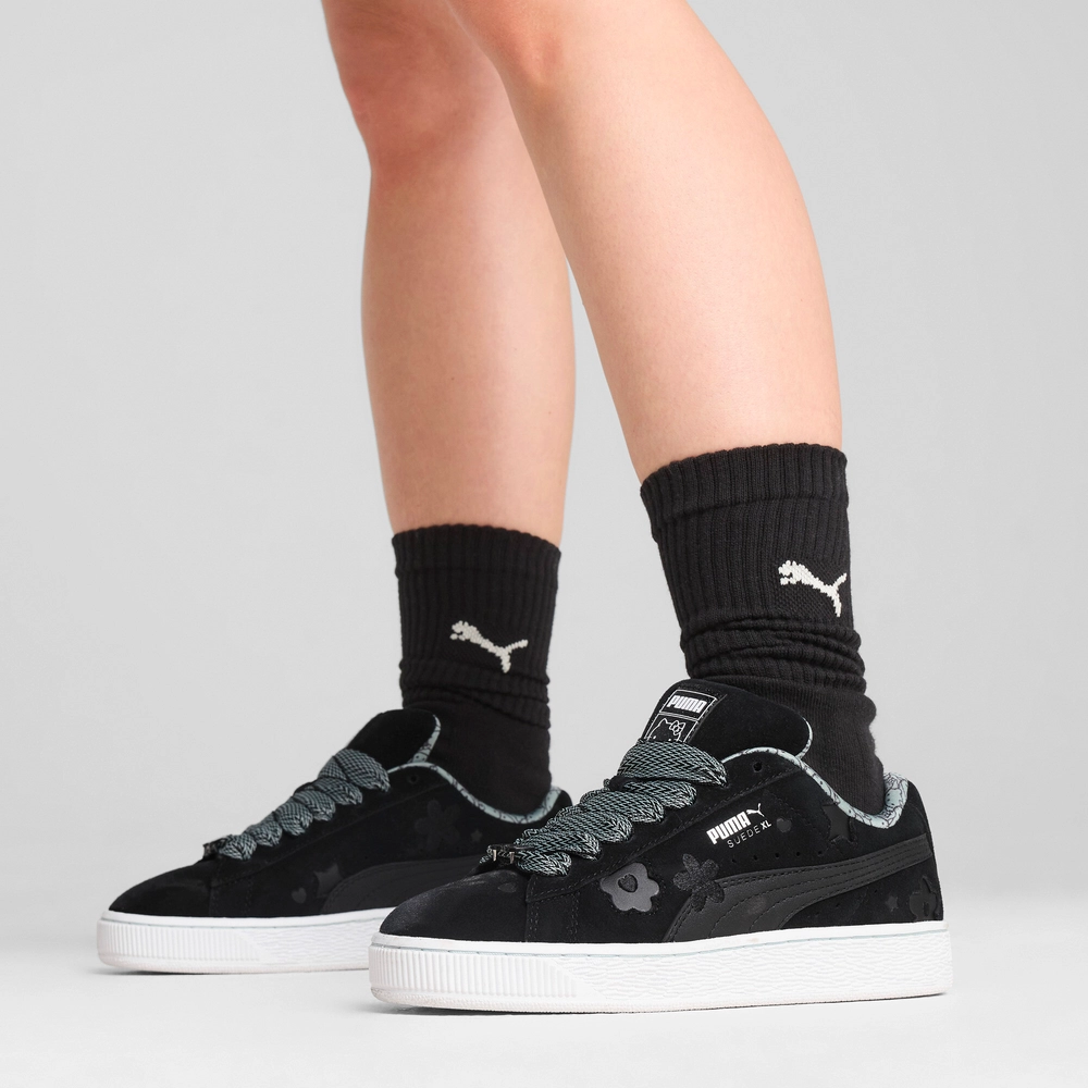 000000_Hello-Kitty-x-PUMA-Suede-XL_BLACK_402381-01_img1