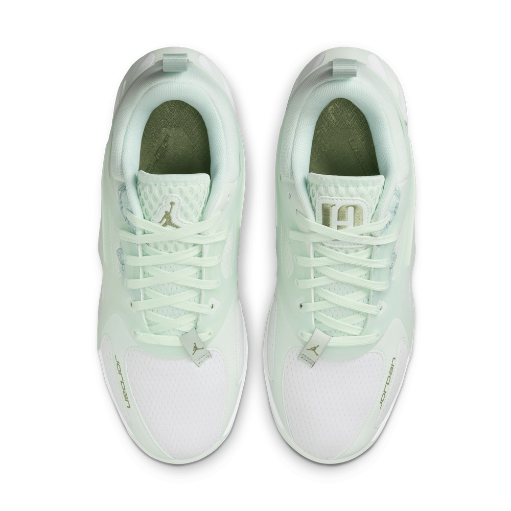 A4B3A6_Jordan-Heir-Series-WMNS_ABUNDANCE_IB7140-102_img3