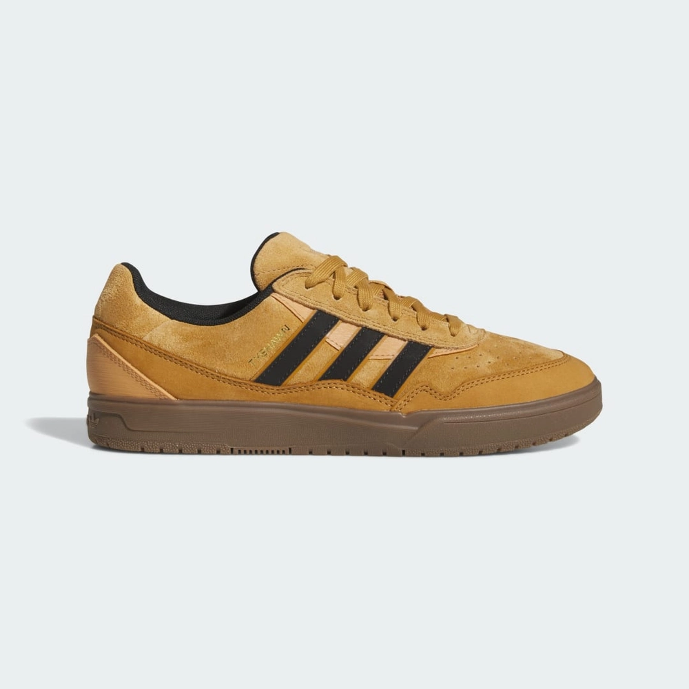 CFA357_Adidas-Tyshawn-II_MESA_JI0851_img0