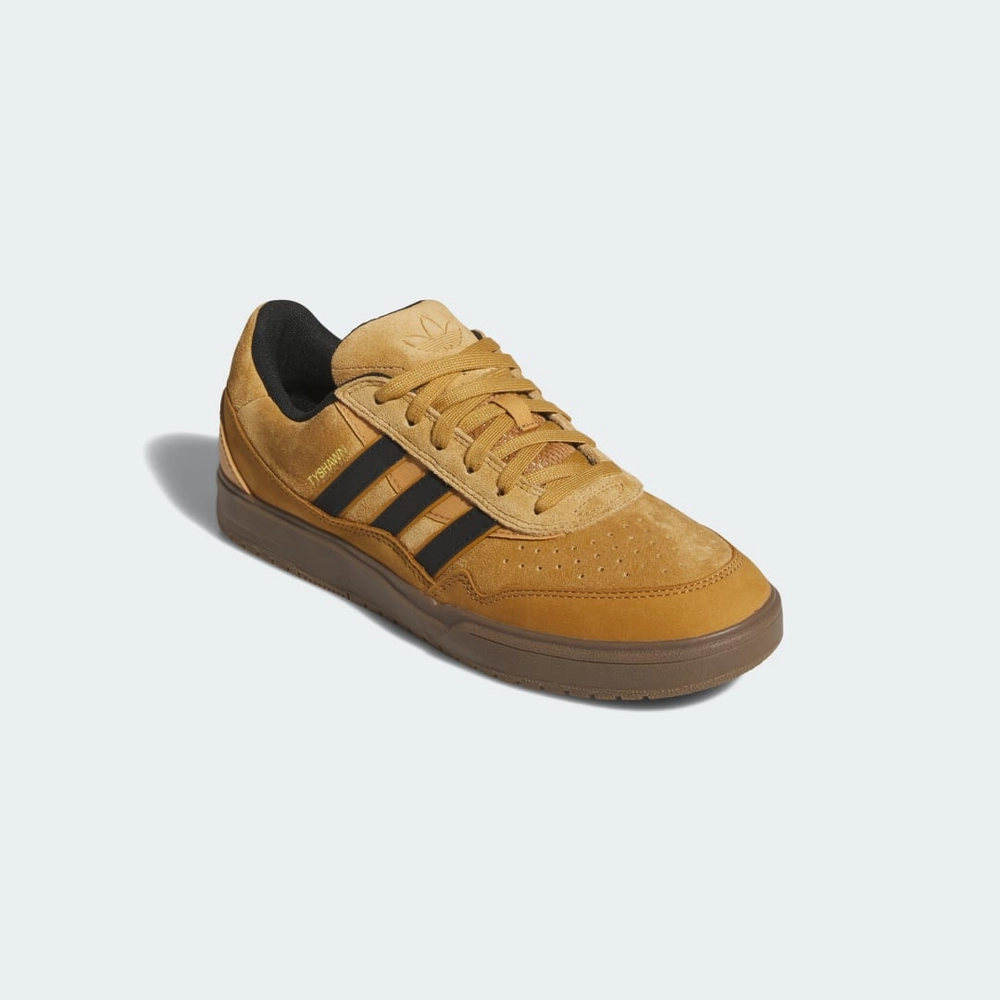 CFA357_Adidas-Tyshawn-II_MESA_JI0851_img3