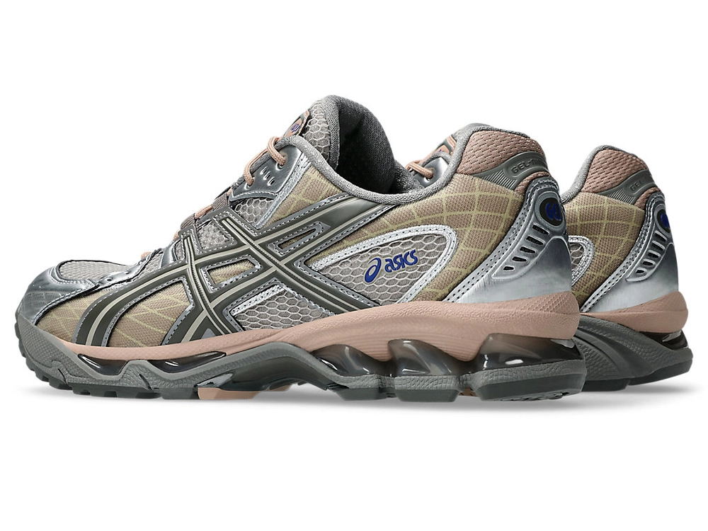 EAC6B0_ASICS-GEL-Nimbus-10.1_MOONROCK-TRUFFLE-GREY_1203A543-250_img1