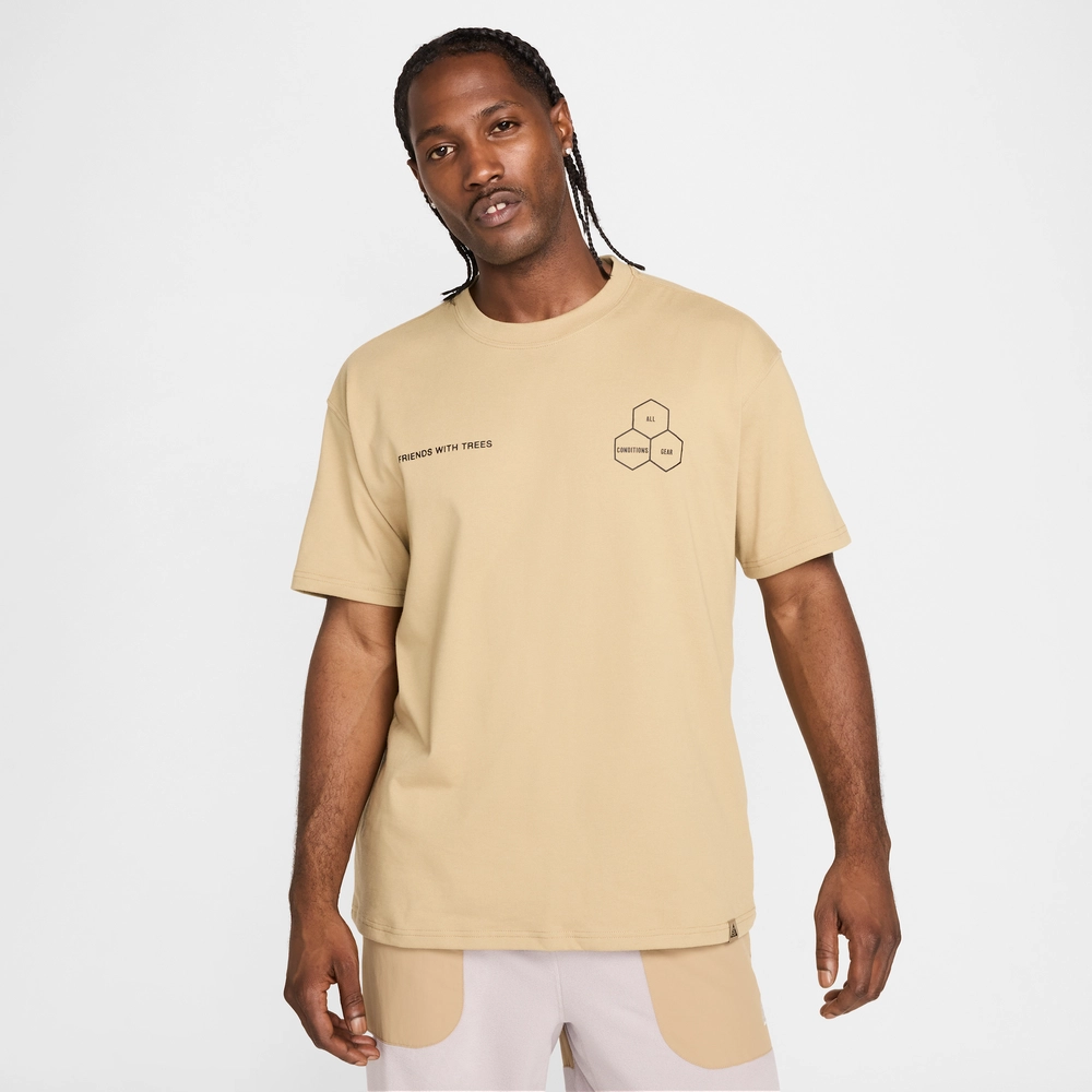 1F1F1F_Nike-T-Shirt-ACG-Dri-Fit_WALKING-TREE-PARACHUTE-BEIGE_HJ0796-297_img2
