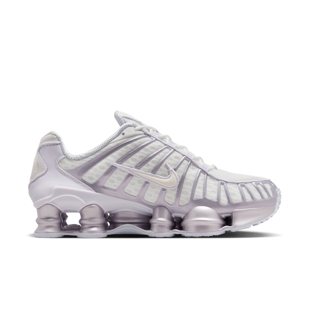 C0BAC3_Nike-Shox-TL_BARELY-GRAPE_AR3566-104_img2