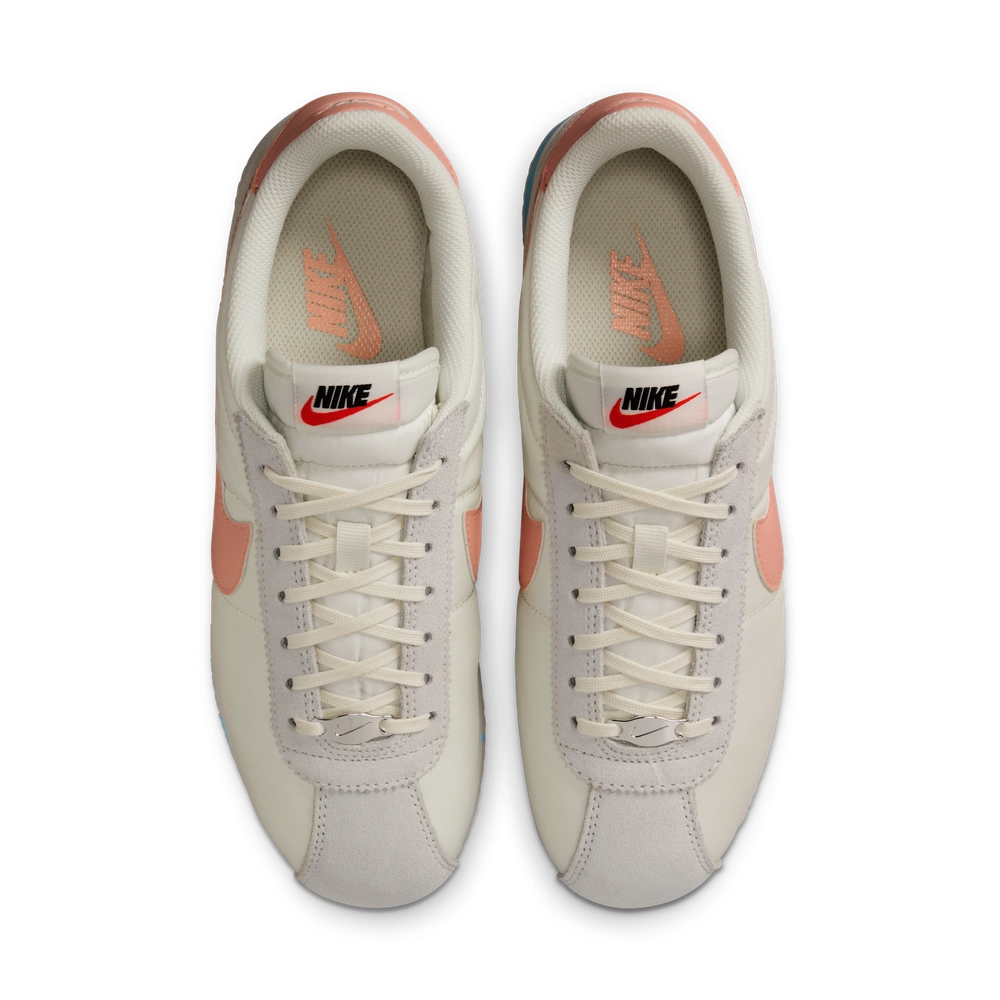 C38672_Nike-Cortez-WMNS_SAIL-ARCTIC-ORANGE_IF1764-100_img3