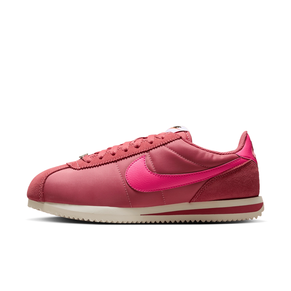 7D0C1D_Nike-Cortez-Textile-WMNS_ADOBE-ALABASTER-HYPER-PINK_DZ2795-604_img0