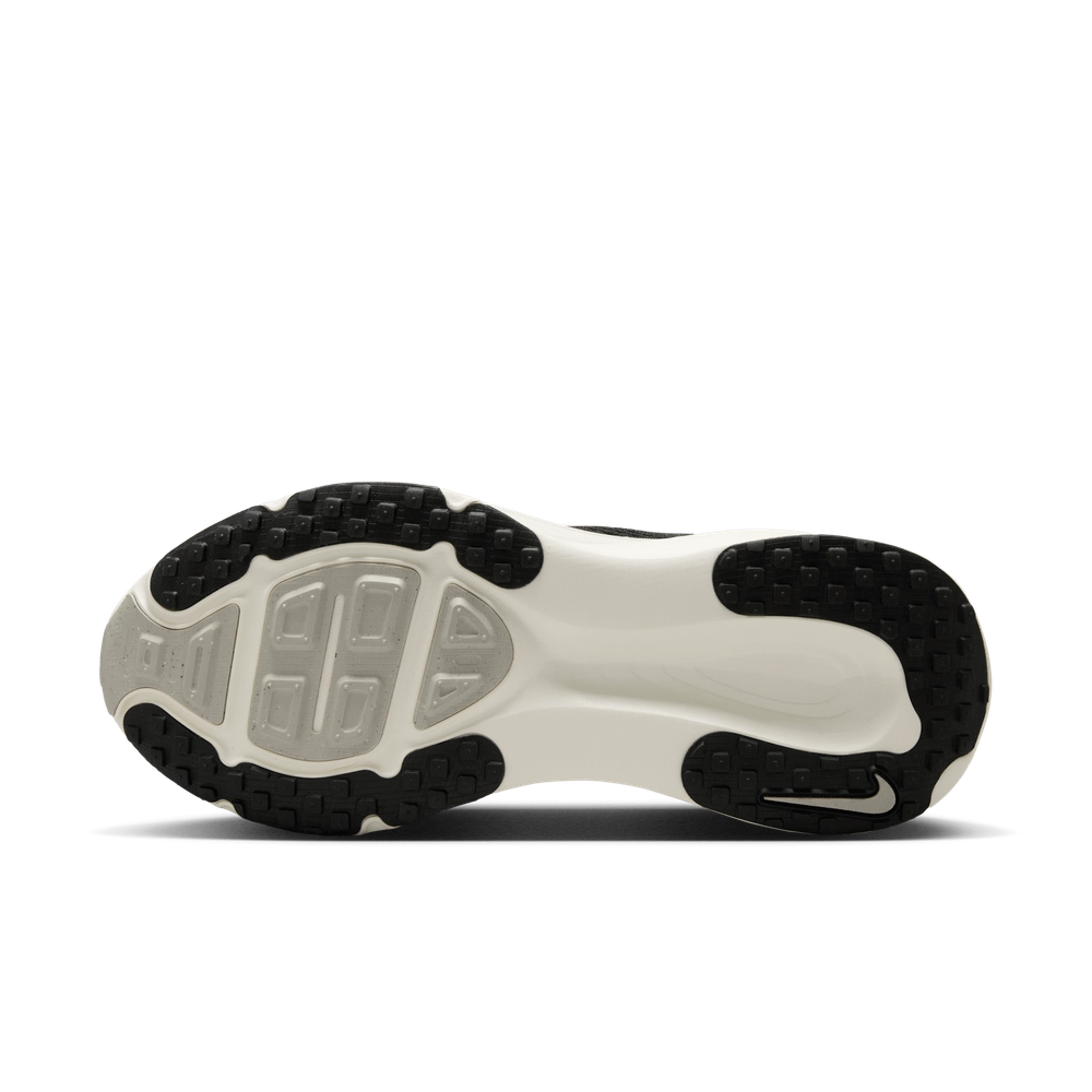 000000_Nike-Vomero-18-WMNS_BLACK-COCONUT-MILK_HM6804-005_img1