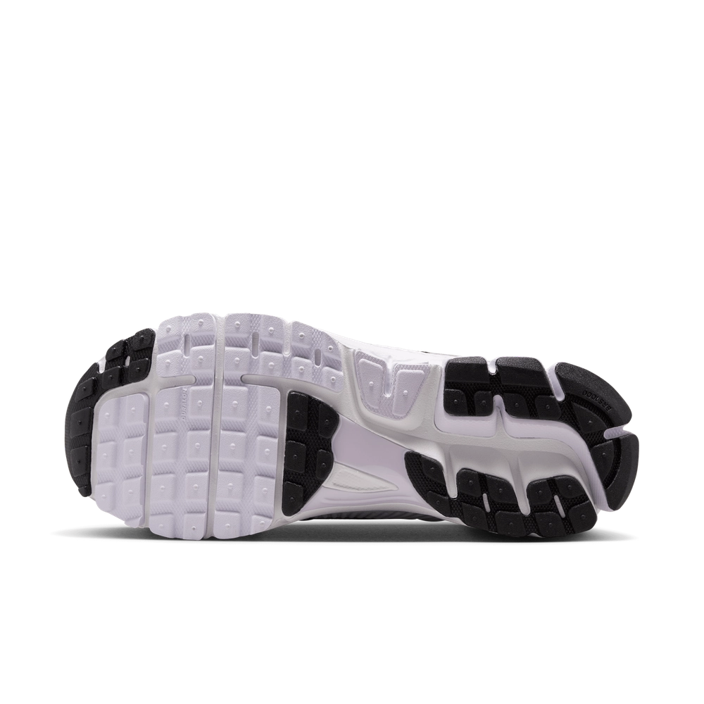 bcb5c2_Nike-Zoom-Vomero-5-WMNS_Barely-Grape_IB7253-500_img2