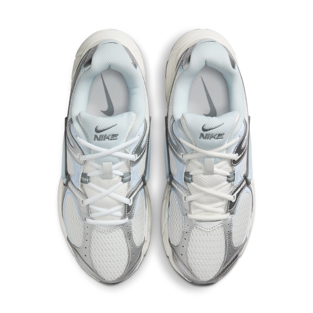 a0b0b9_Nike-V5-RNR-WMNS_White-Blue-Tint_HQ7901-103_img3