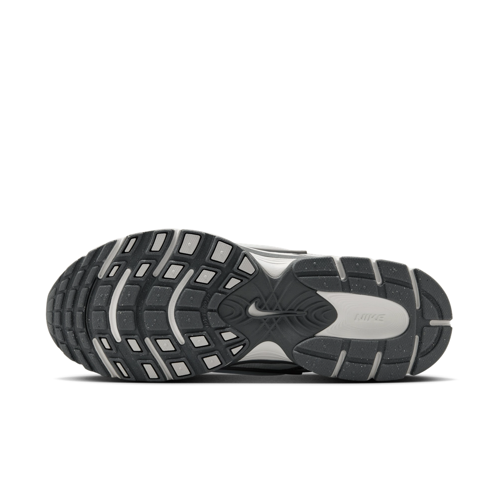 a0b0b9_Nike-V5-RNR-WMNS_White-Blue-Tint_HQ7901-103_img4