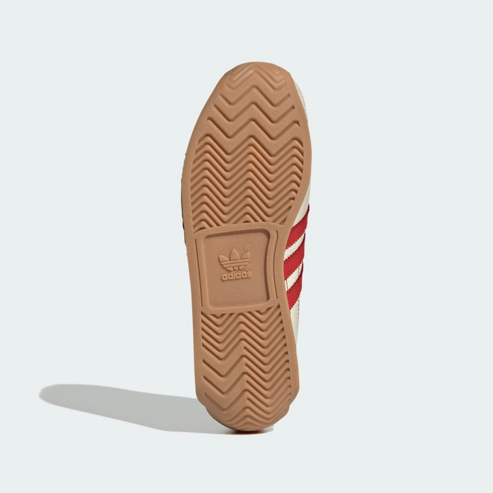 EAE5D6_Adidas-Country-OG_OFF-WHITE-SCARLET_JI2868_img1