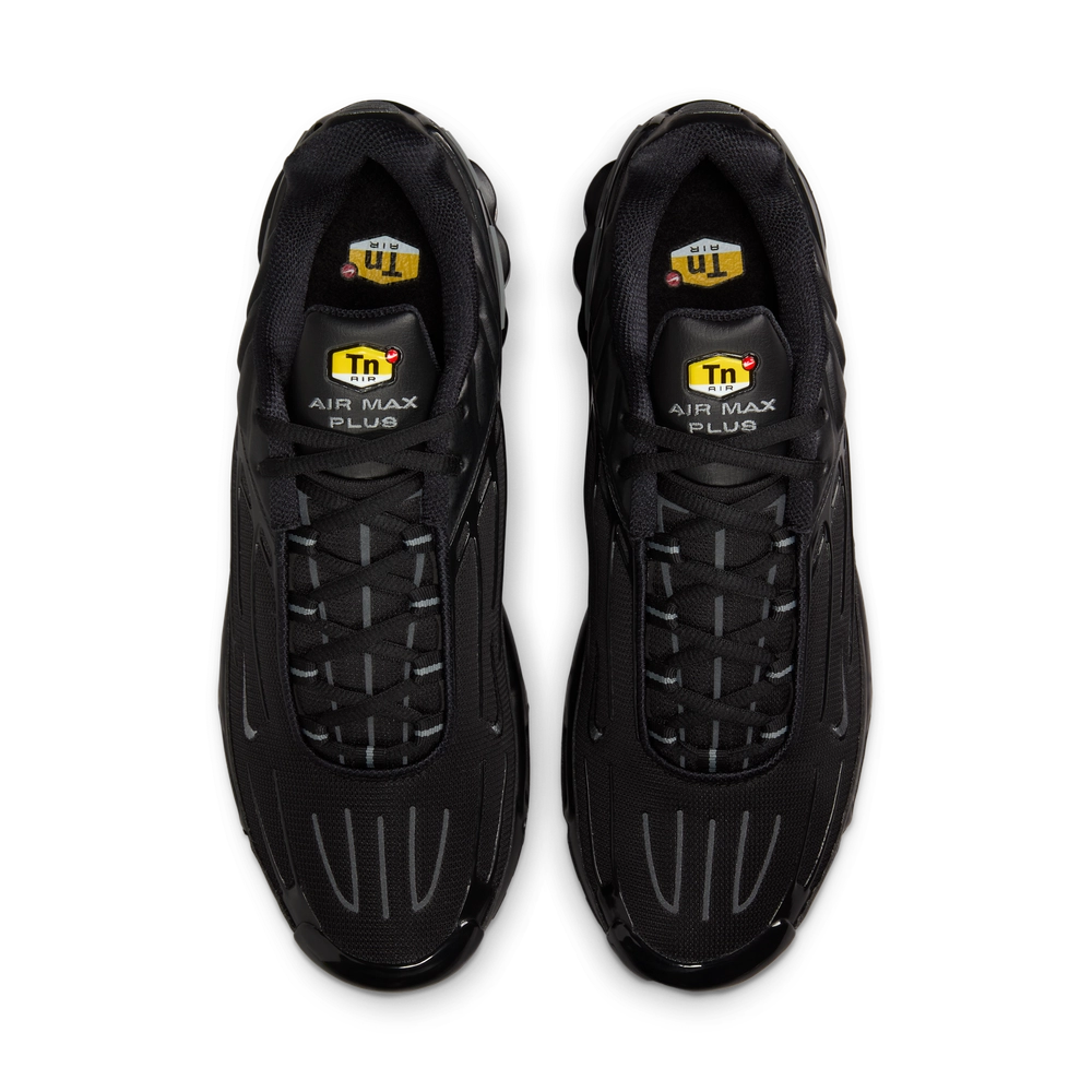 1F1F1F_Nike-Air-Max-Plus-3_BLACK-SMOKE-GREY_IF6319-001_img4