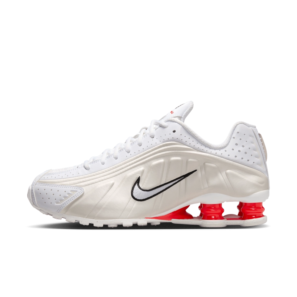 d0031f_Nike-Shox-R4-WMNS_WHITE-PICANTE-RED_AR3565-103_img1