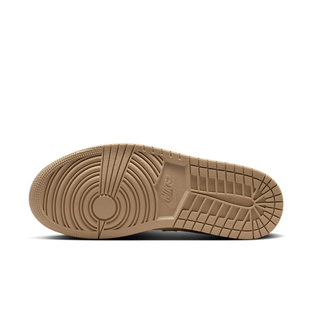 ba9e80_Air-Jordan-1-Low-WMNS_SAIL-PALE-IVORY_DC0774-112_img2