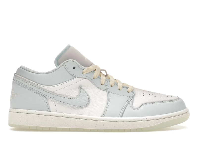 Air Jordan 1 Low SE GLACIER BLUE - view 0