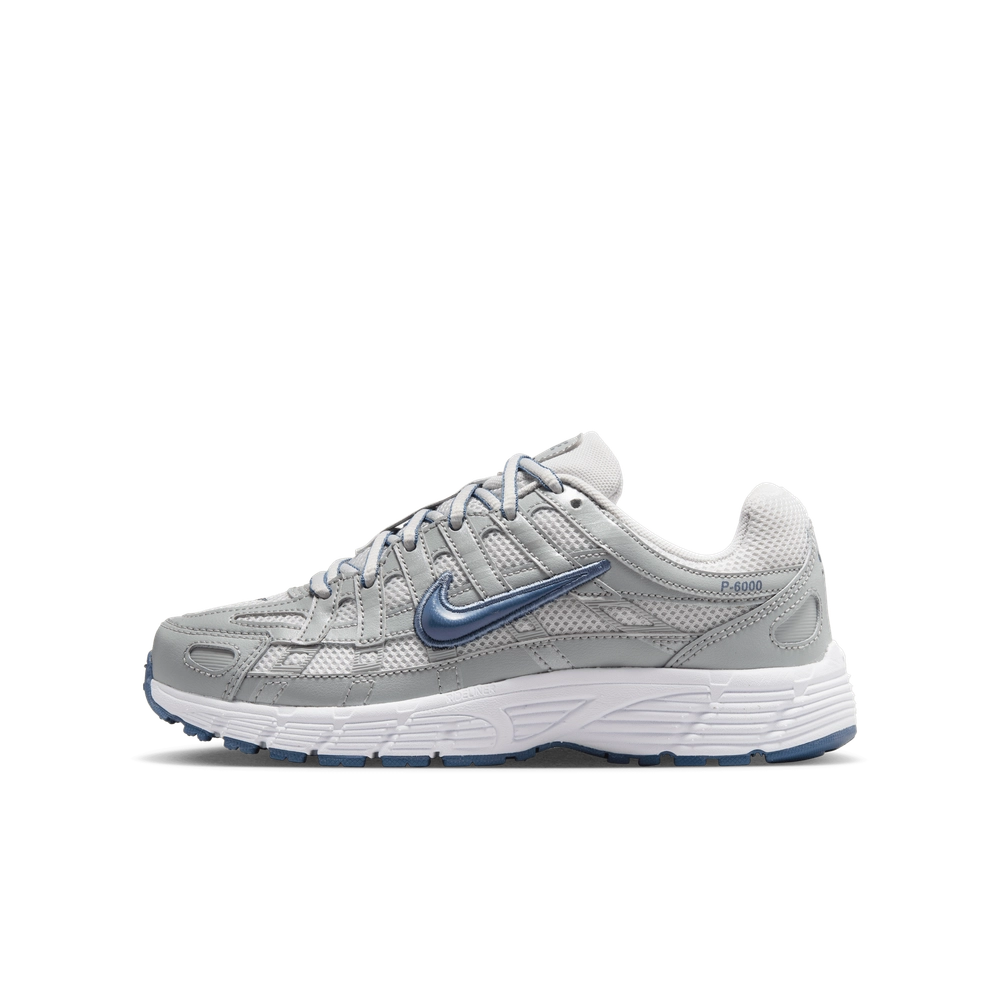 515574_Nike-P-6000-GS_VAST-GREY-THUNDER-BLUE_HV5064-005_img0